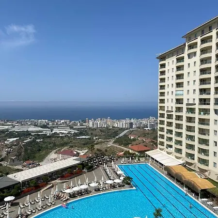 2- Bedroom In Goldcity Tourism Complex Appartement Alanya